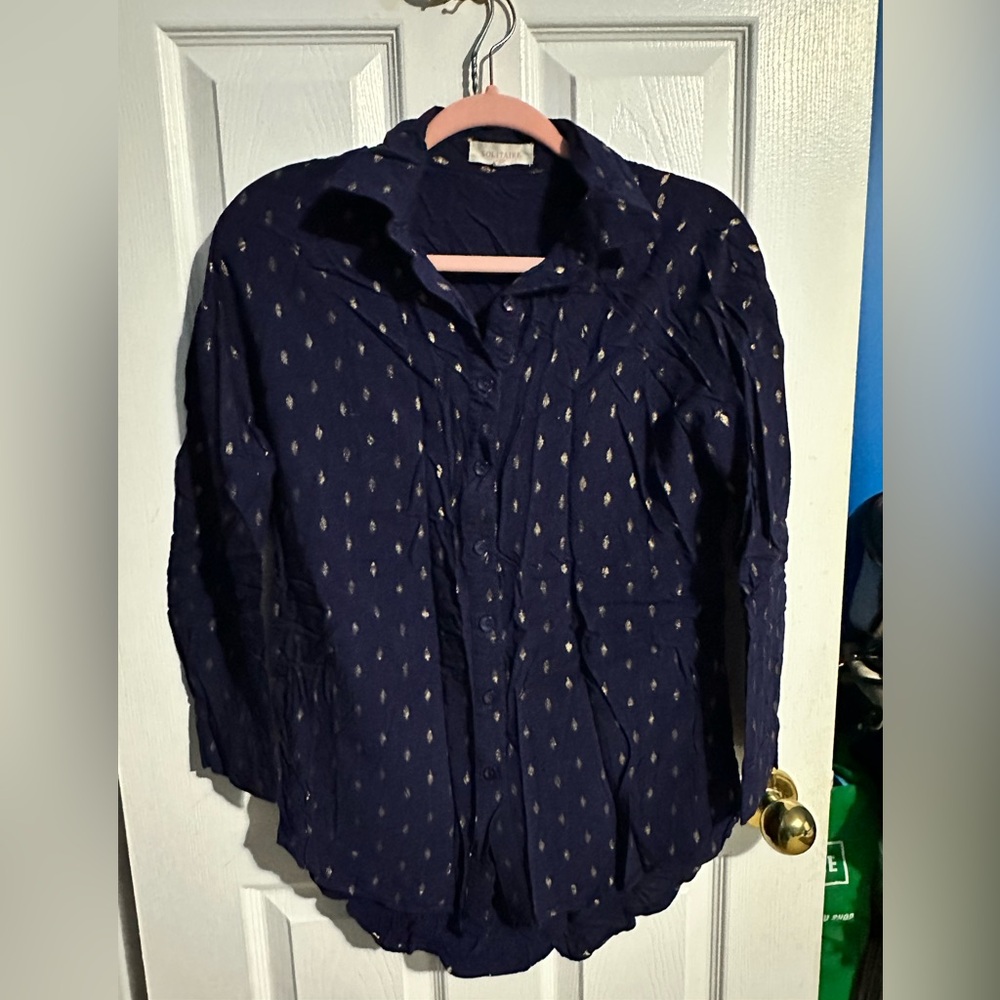🎀 Dress shirt with gold print ❤️